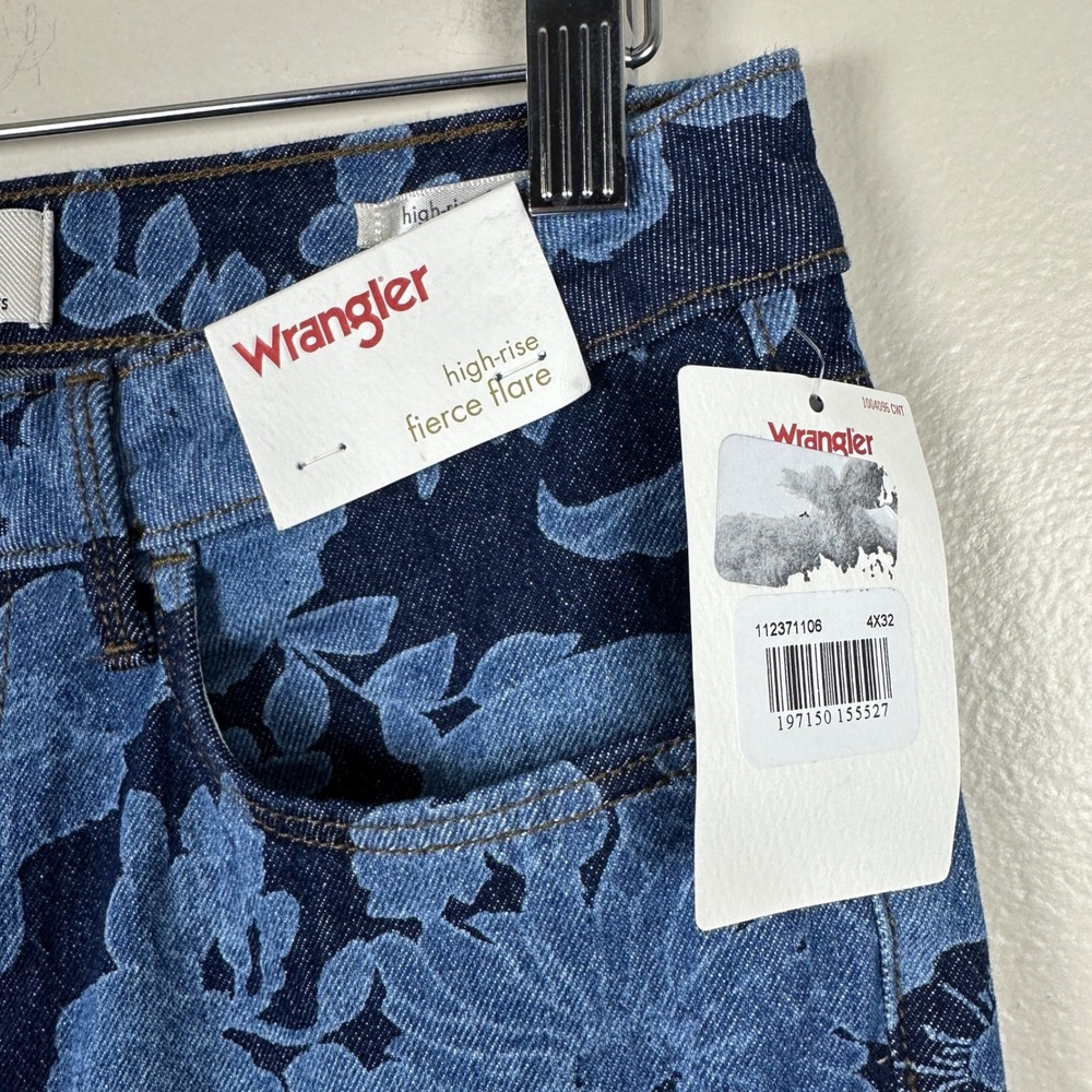 Wrangler Women's 4x32 Fierce Flare Jeans Blue‎ Floral High Rise Hippy 70s NEW - Picture 3 of 9